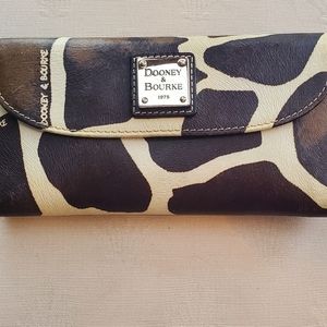 Dooney and Bourke wallet